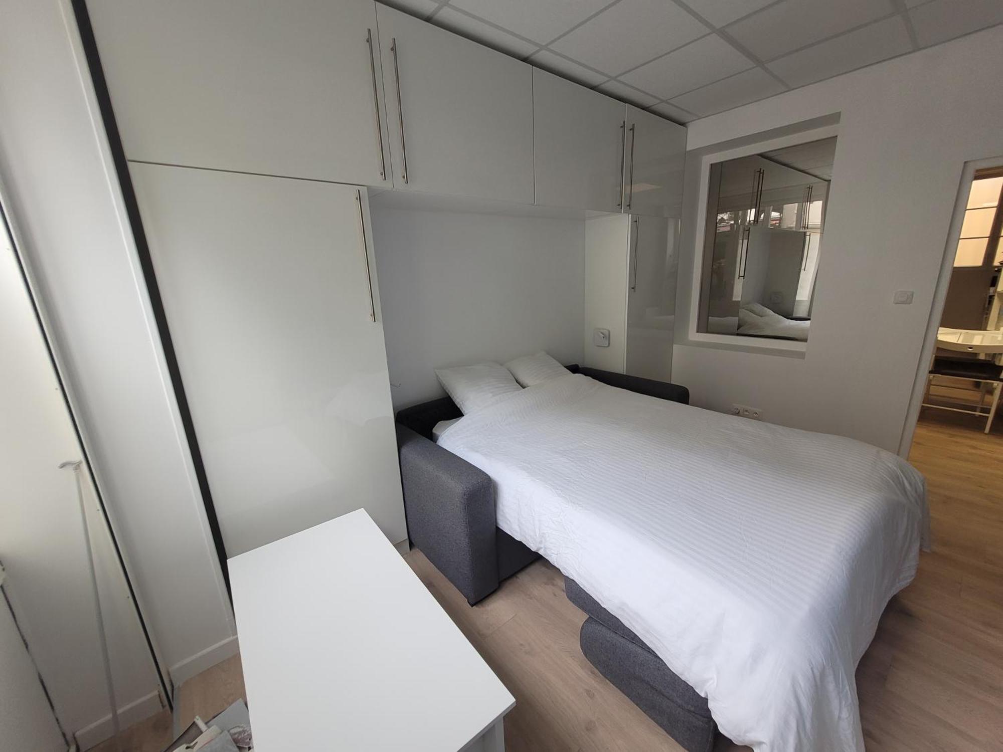 Studio Bien Equipe Au Calme A Montmartre Paryż Zewnętrze zdjęcie